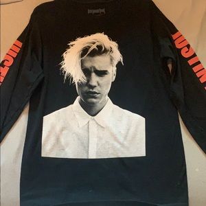 Long sleeve t-shirt